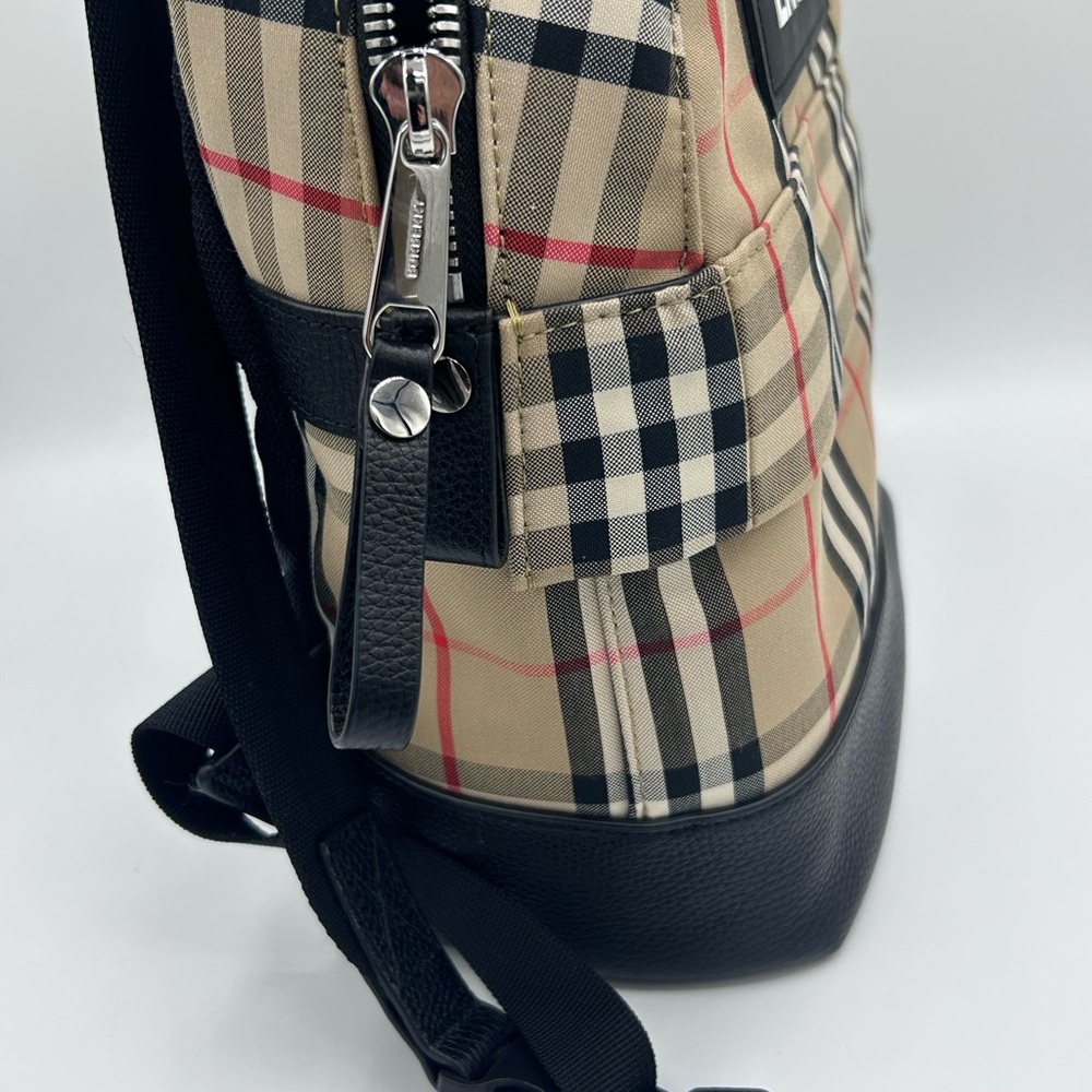 BURBERRY - Picture 4 of 13